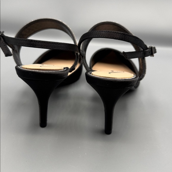 Nina Women's Trista Pointed Toe Slingback Pumps - Picture 3 of 4